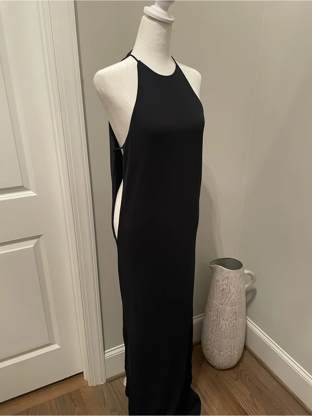KHY  Women's Black Keyhole Gown - Picture 4 of 10